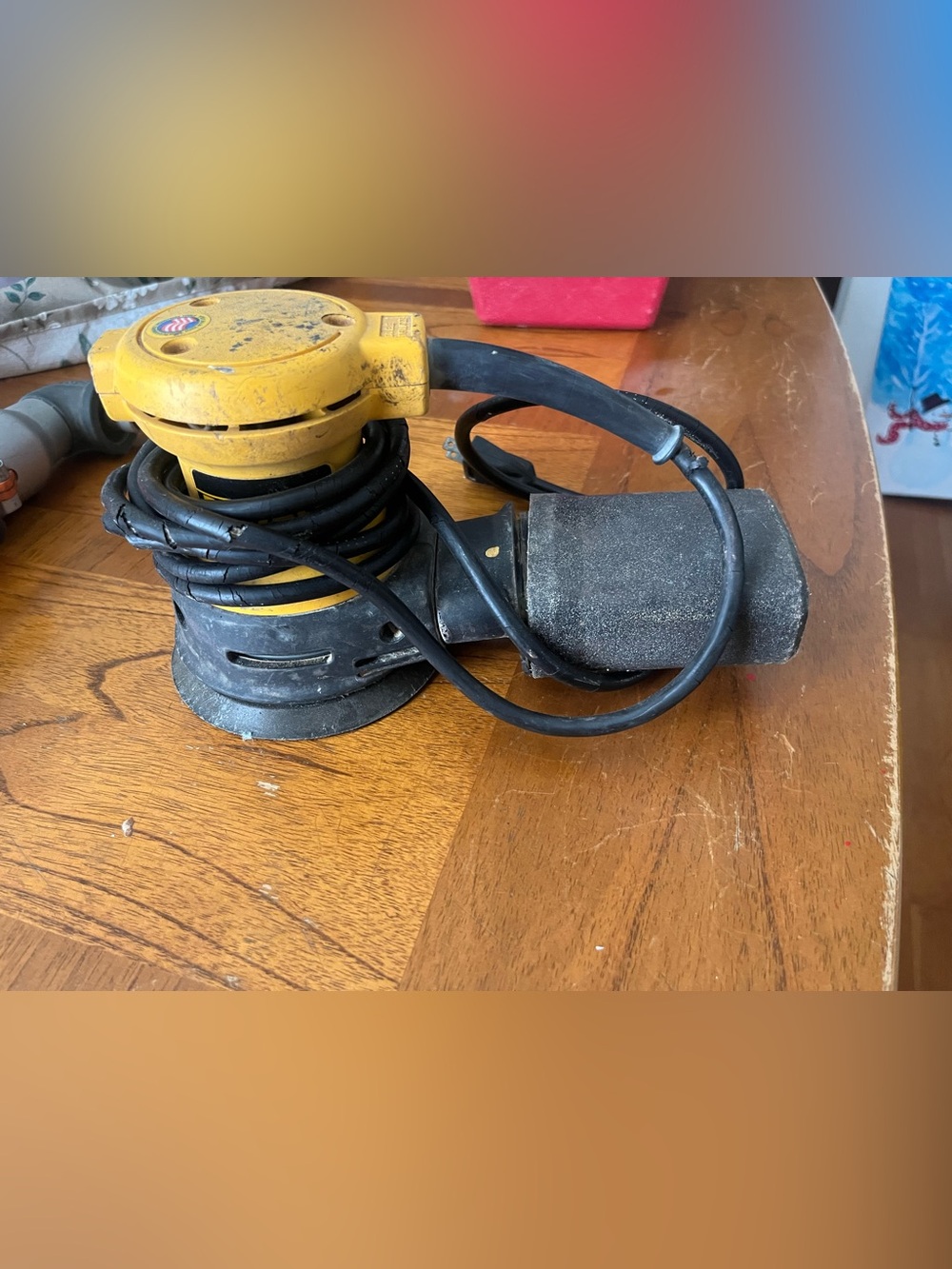 Dewalt palm sander corded -electric